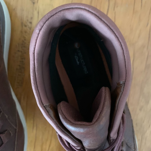 Clarks brown ankle boots - Picture 7 of 8